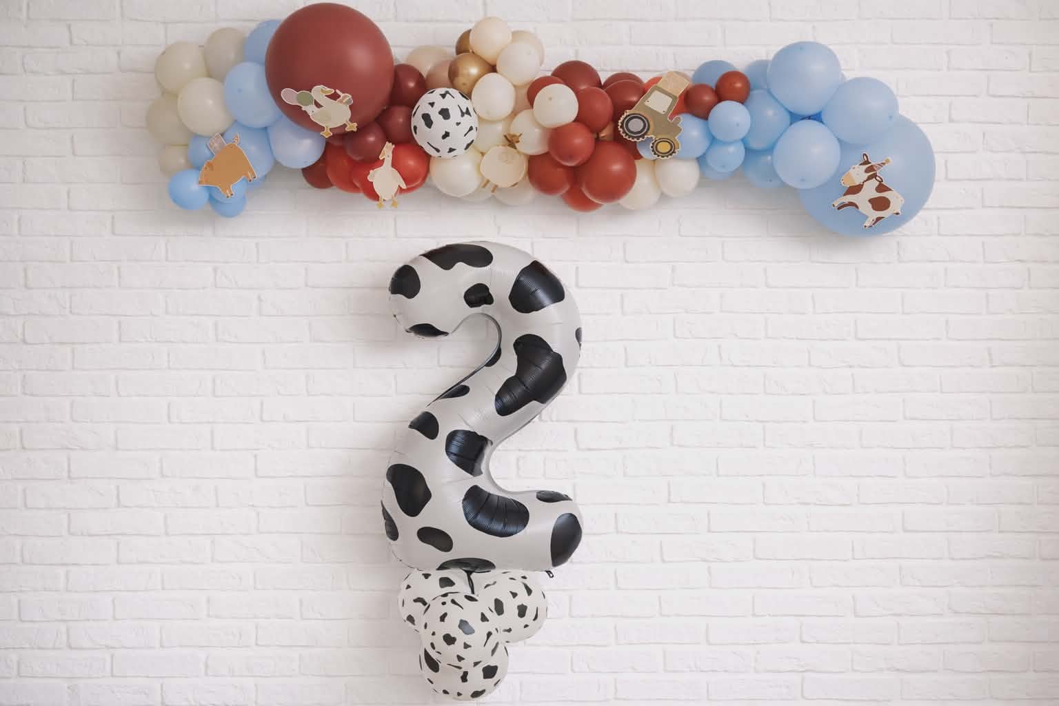 Air & Glow birthday styling